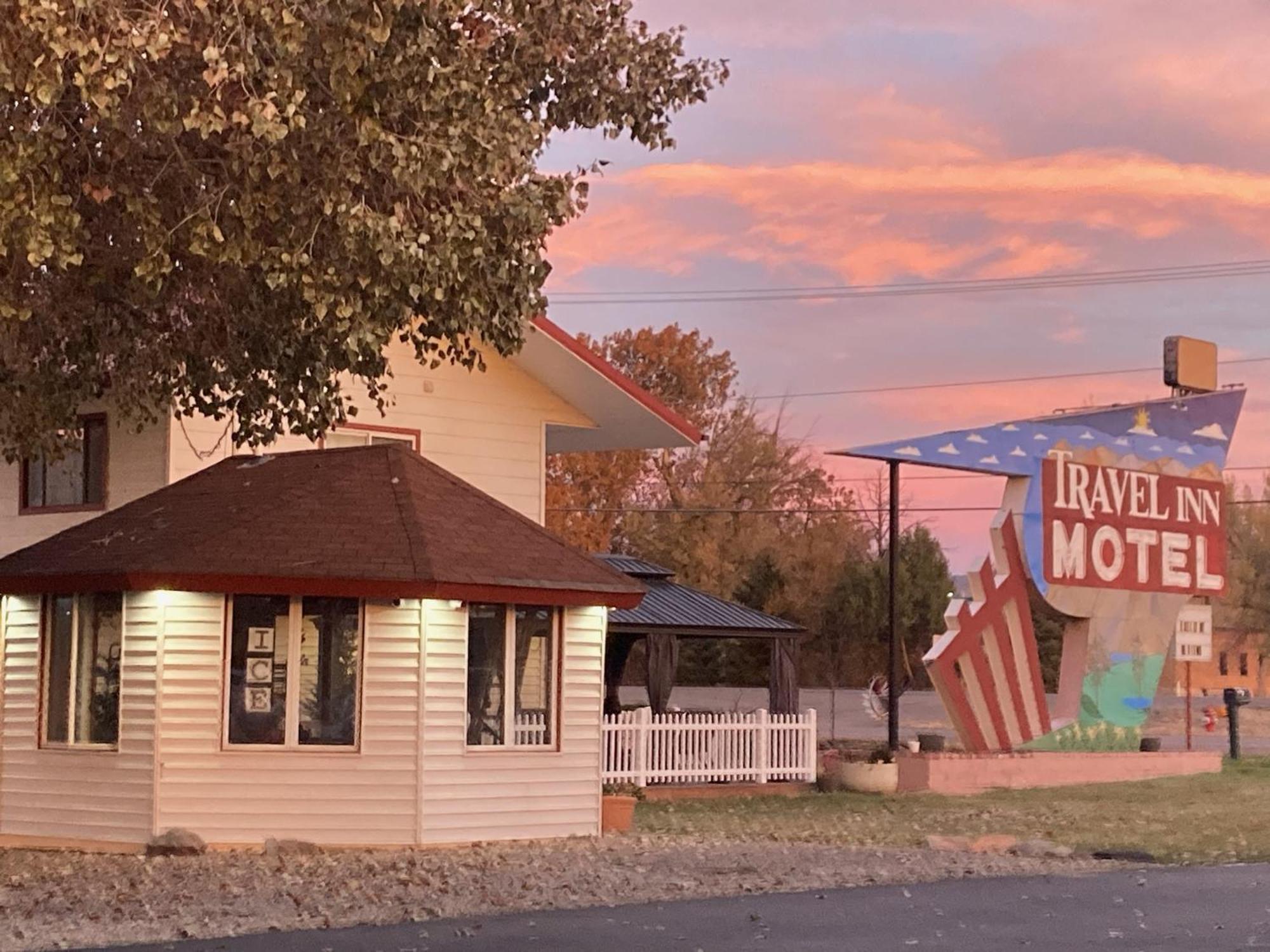 Travel Inn Motel Canon City Exteriér fotografie
